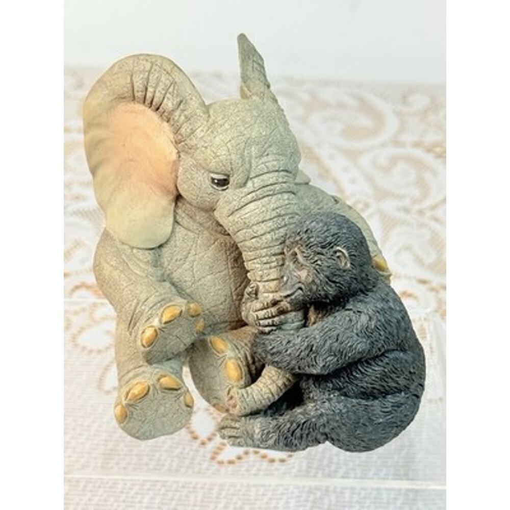 Elephant Figurine "Don't Leave Me" Henry & Gorilla #0575 Made in China ©2001 - Picture 10 of 12